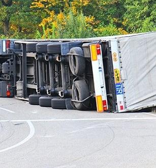 semi truck causes accident on highway