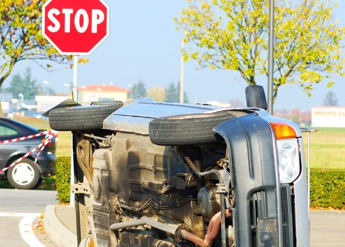 Medical emergency triggers multi-car crash in Lithonia, police say