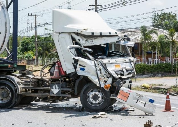 fort-valley-truck-accident-attorney